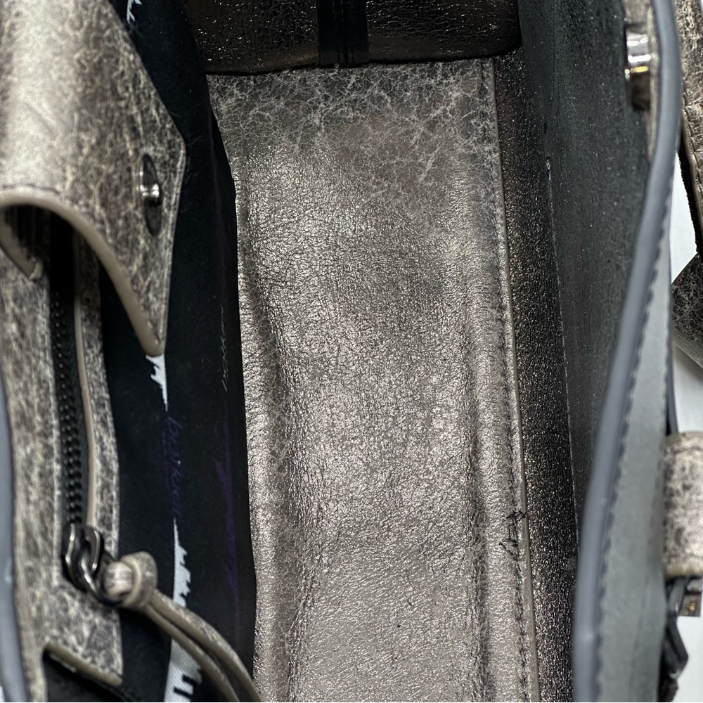 Botkier Hand Bag. - Picture 6 of 6